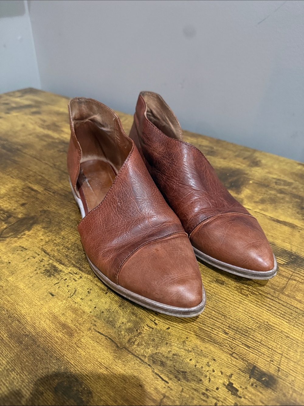 Free People Women's Brown Leather Pointed Toe Flats